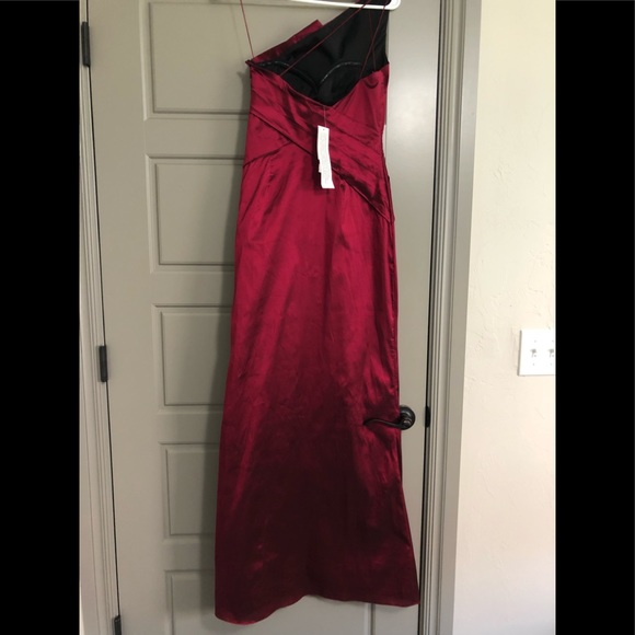 Aidan Mattox Ruby Mermaid Gown - Picture 6 of 8